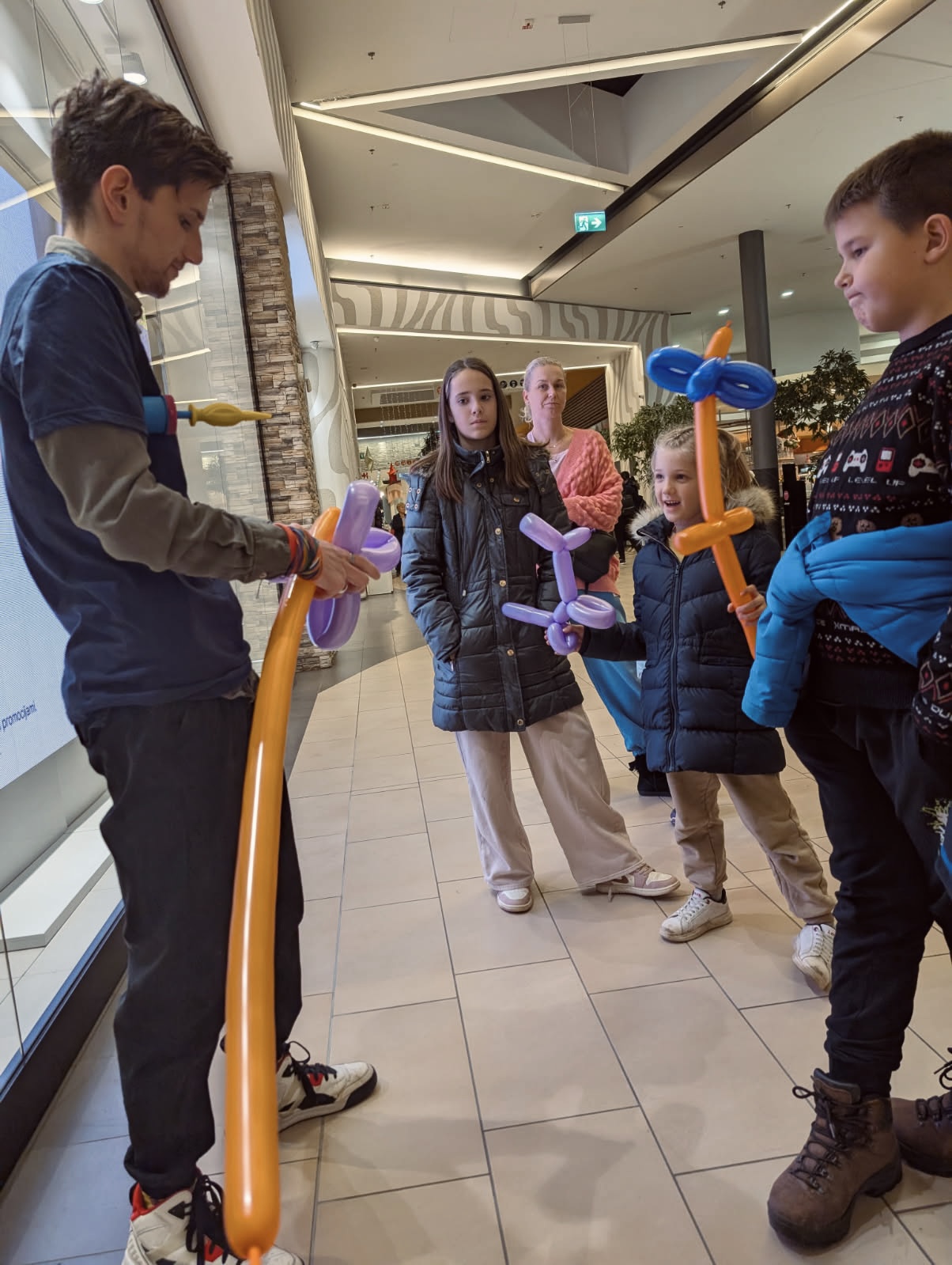 Čarovniška predstava z baloni za rojstni dan - Magic Erik